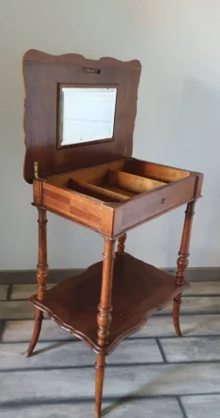 Meuble coiffeuse
