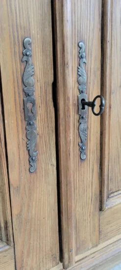 Meuble 2 corps buffet vaisselier bois massif pitchpin