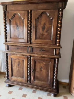 Meuble 2 corps Louis XIII
