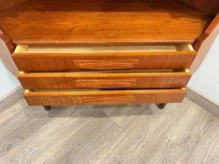 Meuble d’angle scandinave en teck design danois