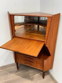 Meuble d’angle scandinave en teck design danois