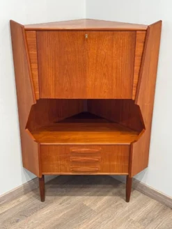 Meuble d’angle scandinave en teck design danois