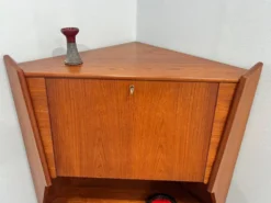 Meuble d’angle scandinave en teck design danois
