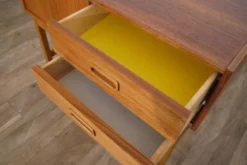 Meuble d'appoint en teck 1960