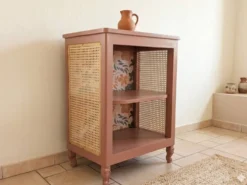 Meuble d'appoint vintage rénové