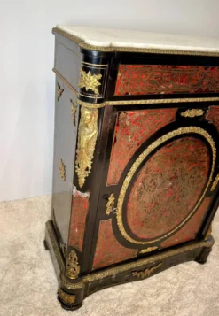 Meuble d’appui Napoléon III en marqueterie Boulle, bronze et marbre