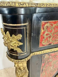 Meuble d’appui Napoléon III en marqueterie Boulle, bronze et marbre
