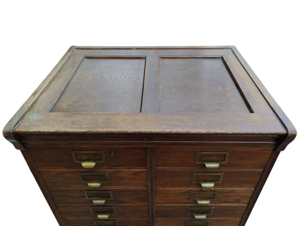 Meuble d'archives en chêne S.M.V., Danemark années 1920–40