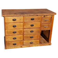 Meuble d'atelier