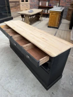 Meuble d’atelier milieu XXème