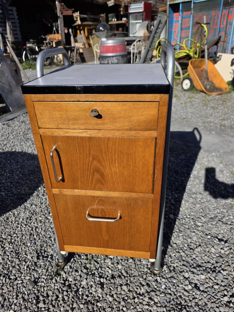 Meuble de bureau médical ETS Hordoir en chêne des années 60