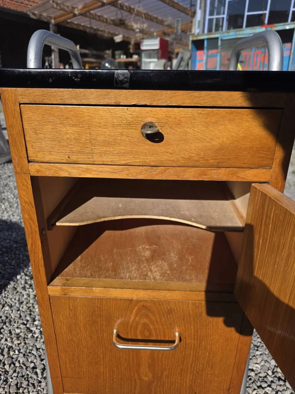 Meuble de bureau médical ETS Hordoir en chêne des années 60