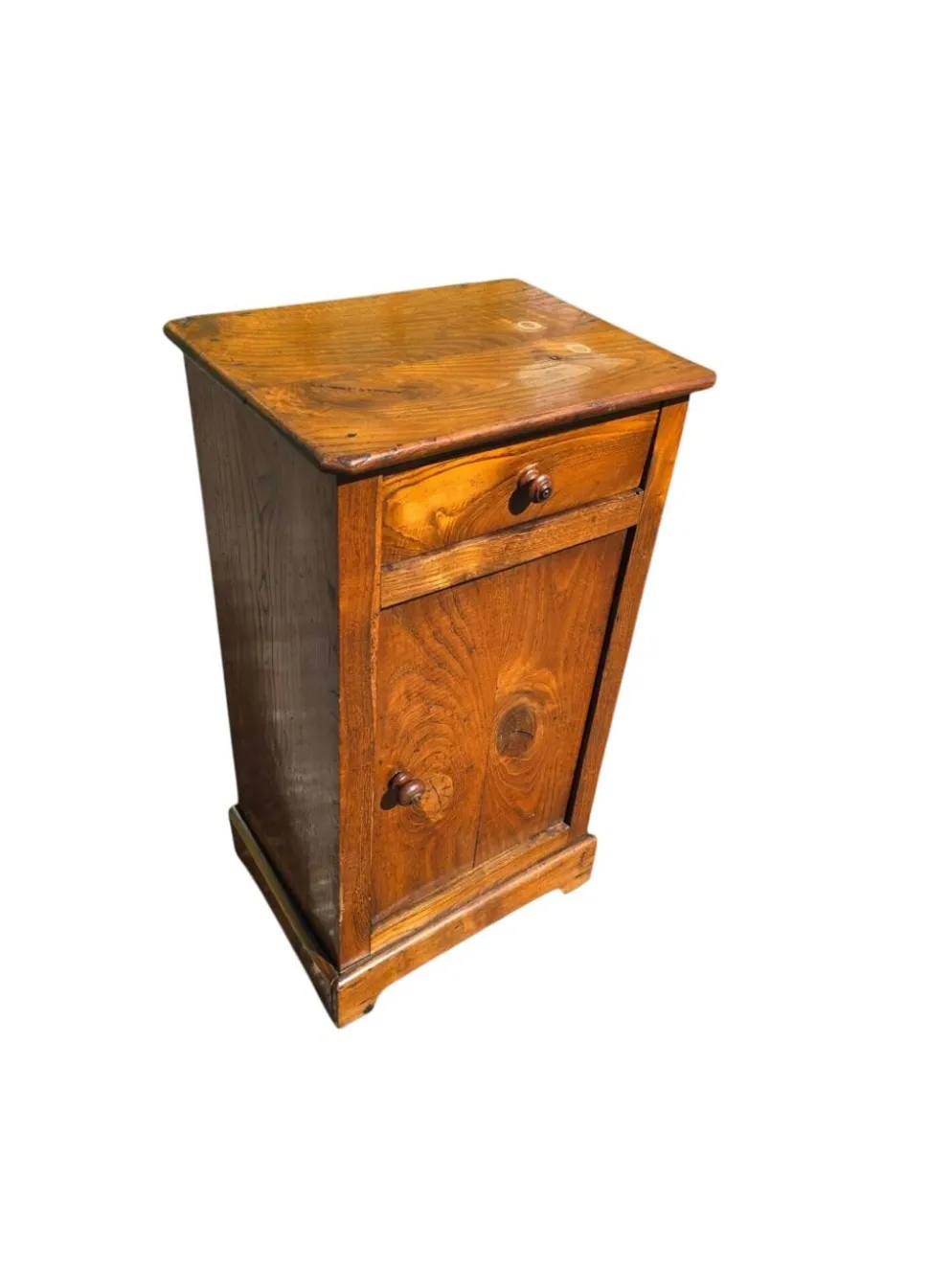 Meuble de chevet rustique ancien en bois massif