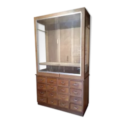 Meuble de commerce