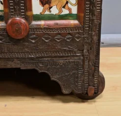 Meuble de Commerce Manjoosh en Bois Exotique, Inde – Début XXe