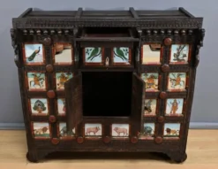 Meuble de Commerce Manjoosh en Bois Exotique, Inde – Début XXe
