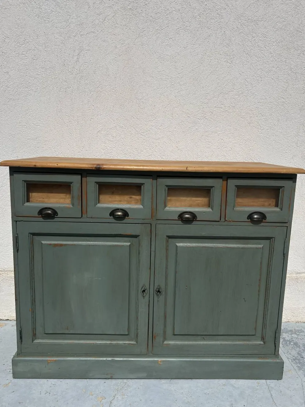 Meuble de comptoir ancien à tiroirs porte-étiquettes – patine vert-de-