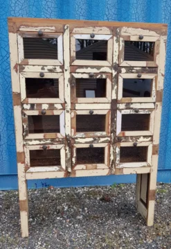 Meuble de marchand - chiffonnier 12 tiroirs en teck