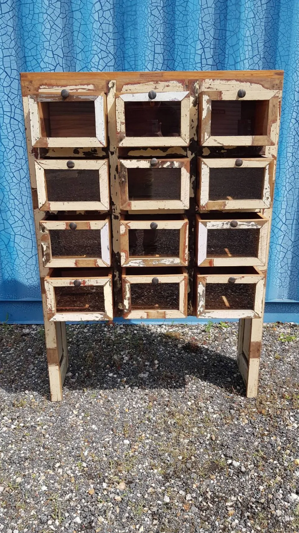 Meuble de marchand - chiffonnier 12 tiroirs en teck