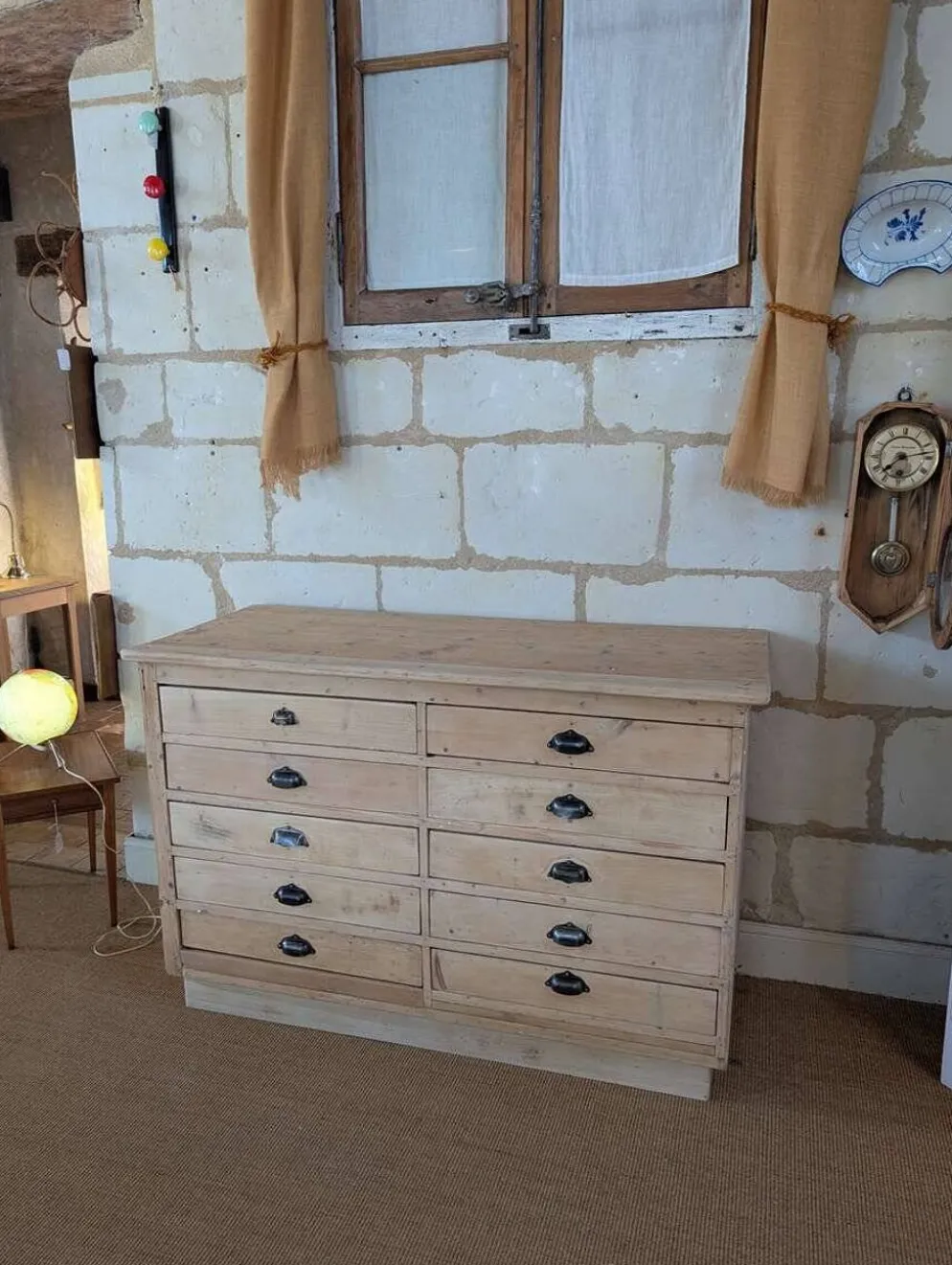 Meuble de métier ancien