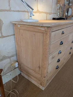Meuble de métier ancien