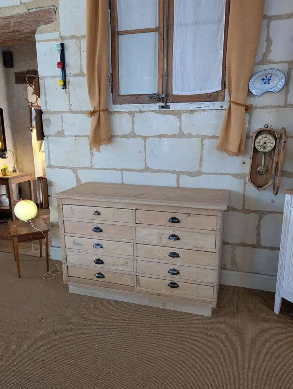 Meuble de métier ancien