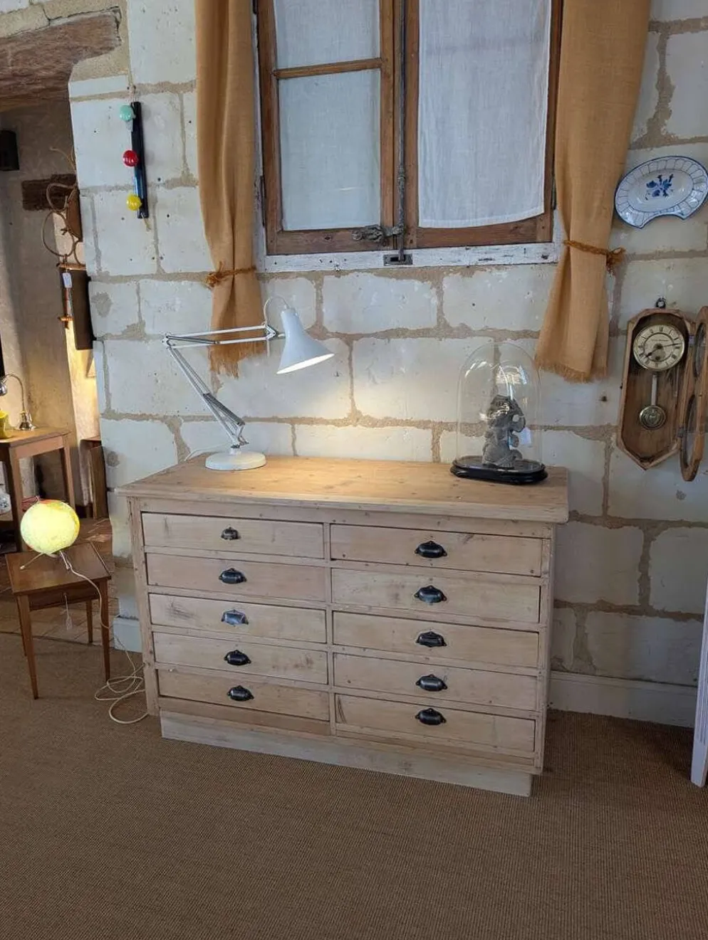 Meuble de métier ancien
