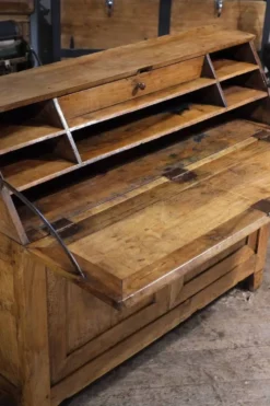 meuble de métier ancien écritoire secrétaire époque XIXieme en noyer massif