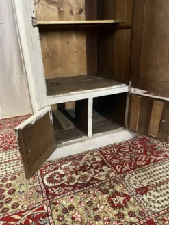 Meuble de métier ancien patiné