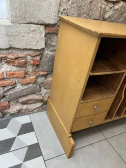 Meuble de métier à casier de tri et tiroirs