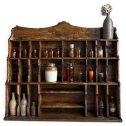 Meuble de métier à casiers