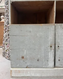 Meuble de métier à casiers patiné (rénové)