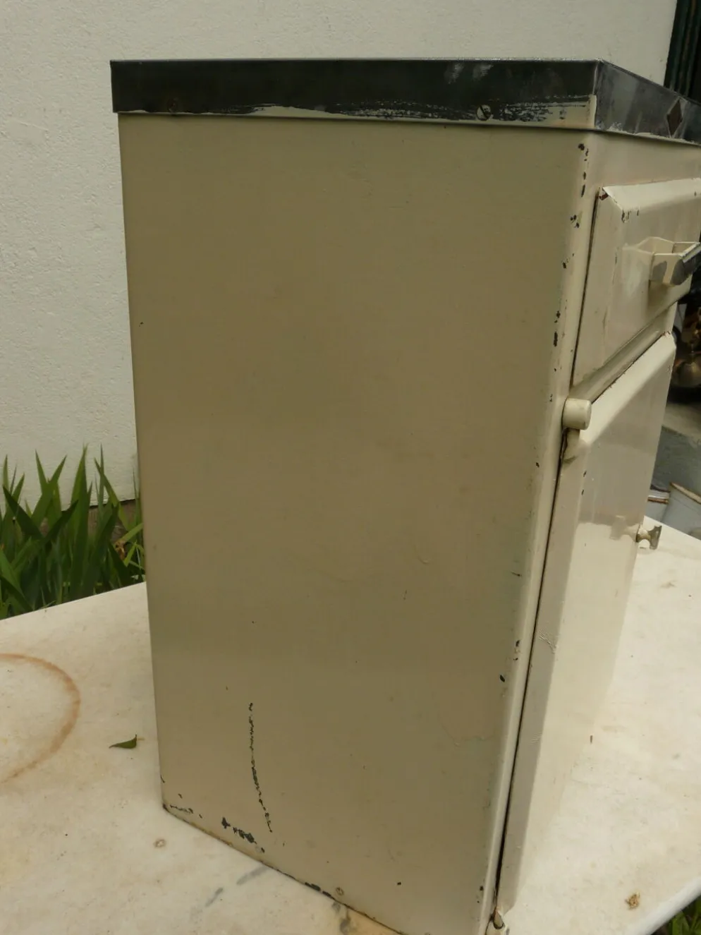 Meuble de métier coiffeur années 60 en métal