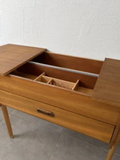 Meuble de métier / couture vintage