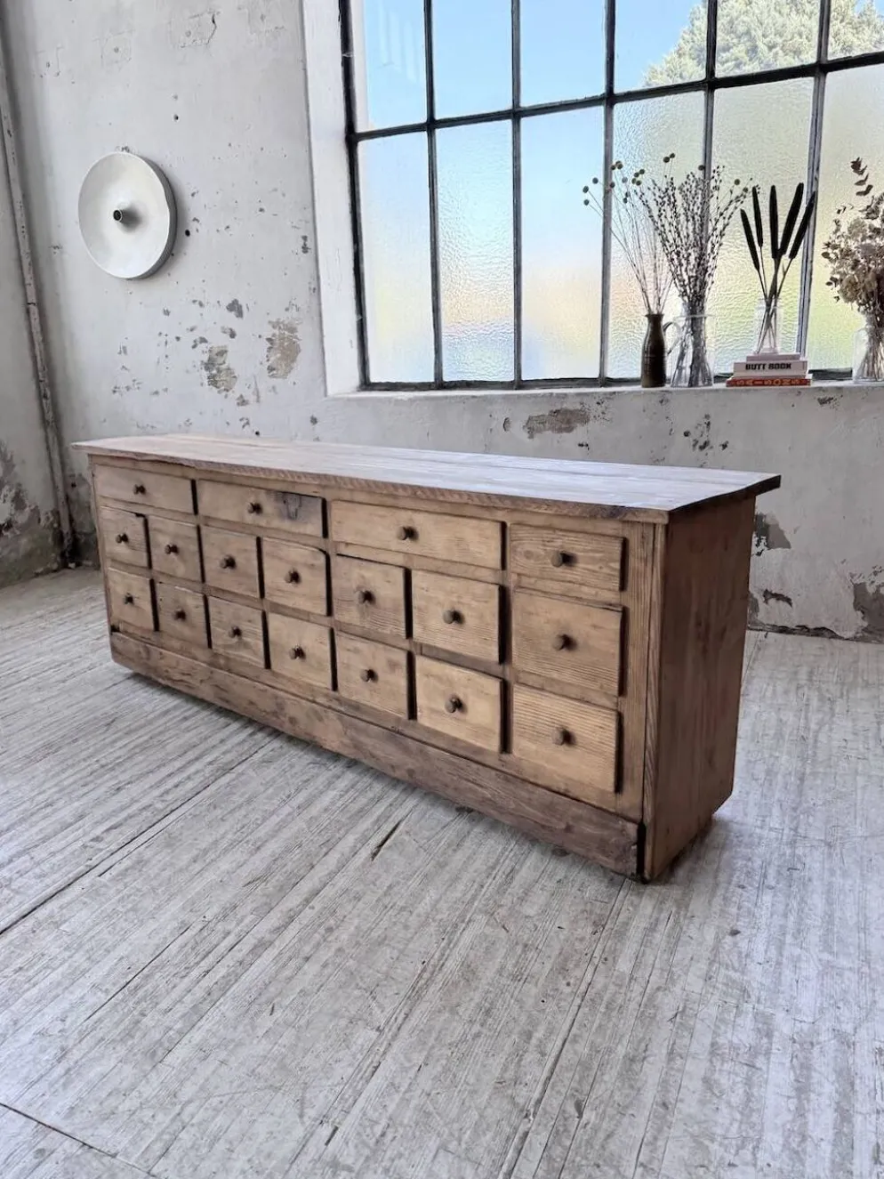 Meuble de métier 1950 en pin