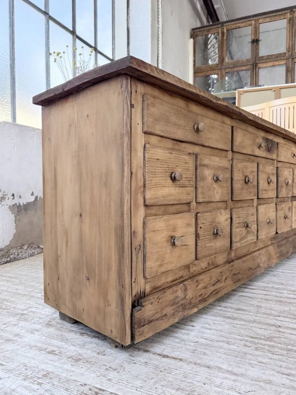 Meuble de métier 1950 en pin