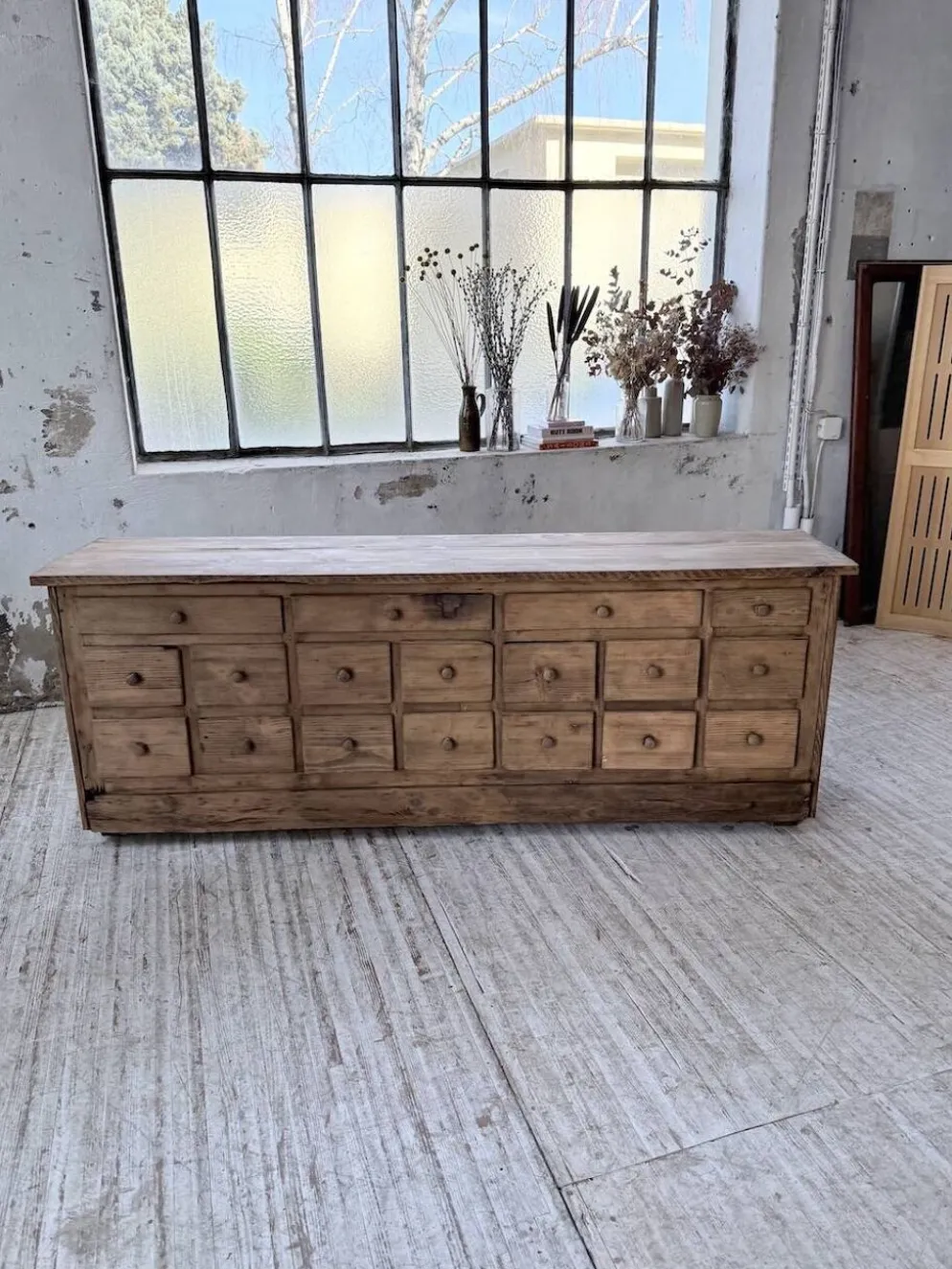 Meuble de métier 1950 en pin