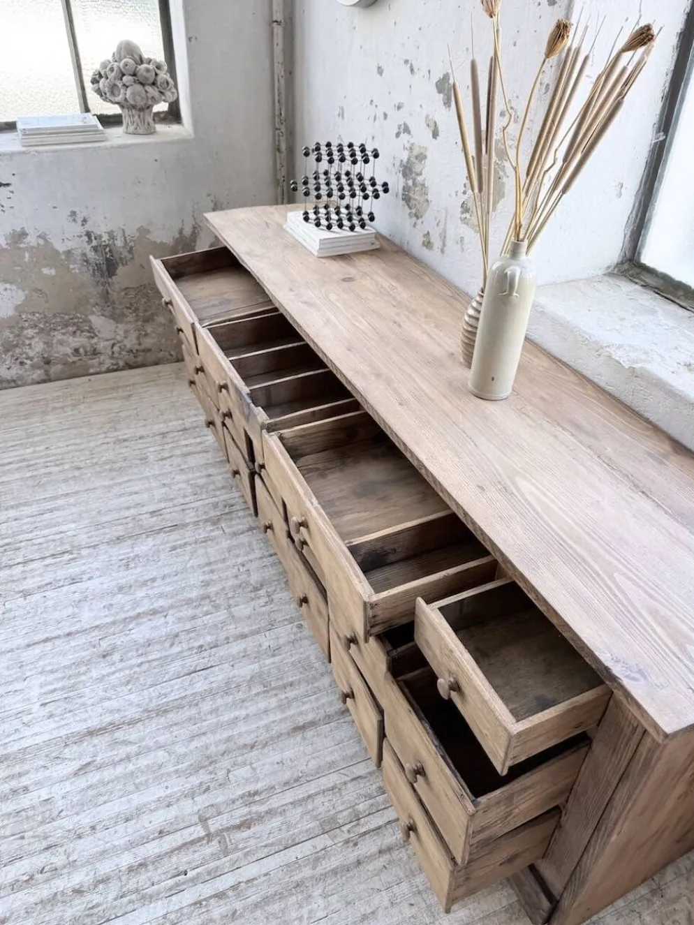Meuble de métier 1950 en pin