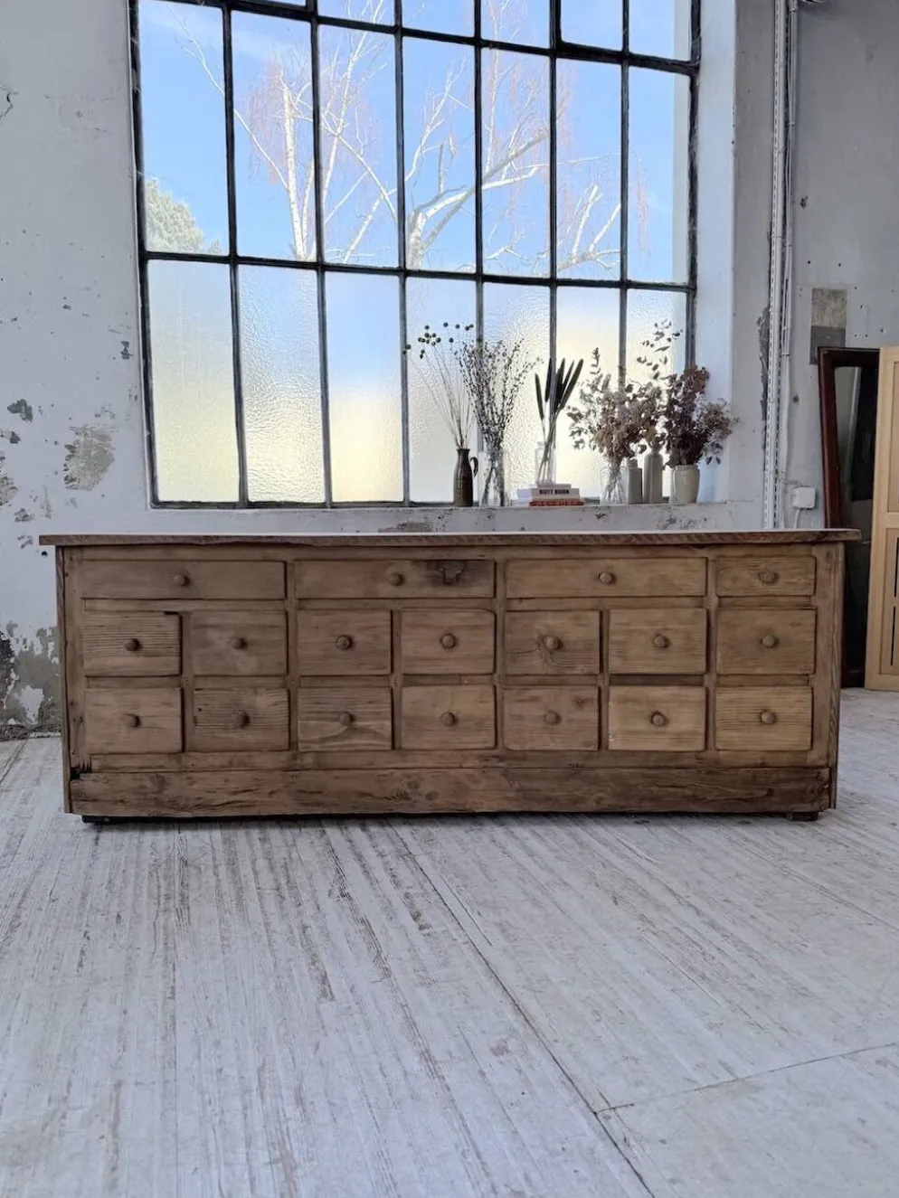 Meuble de métier 1950 en pin