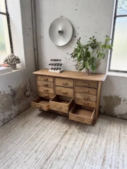 Meuble de métier en pin 1950