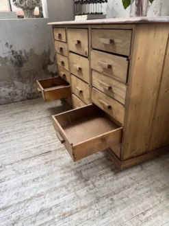 Meuble de métier en pin 1950
