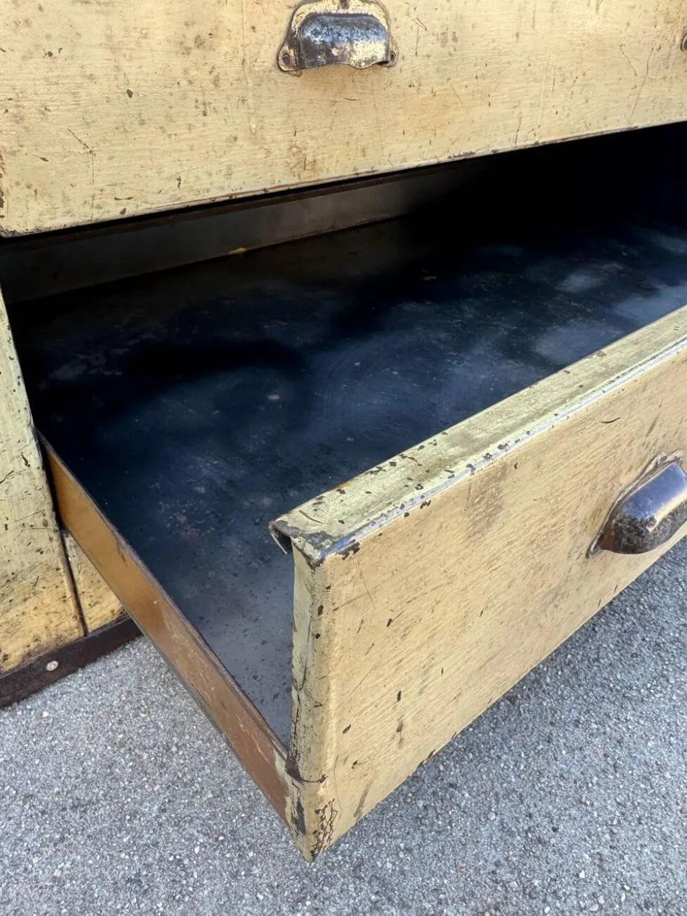 Meuble de métier fer et bois années 40