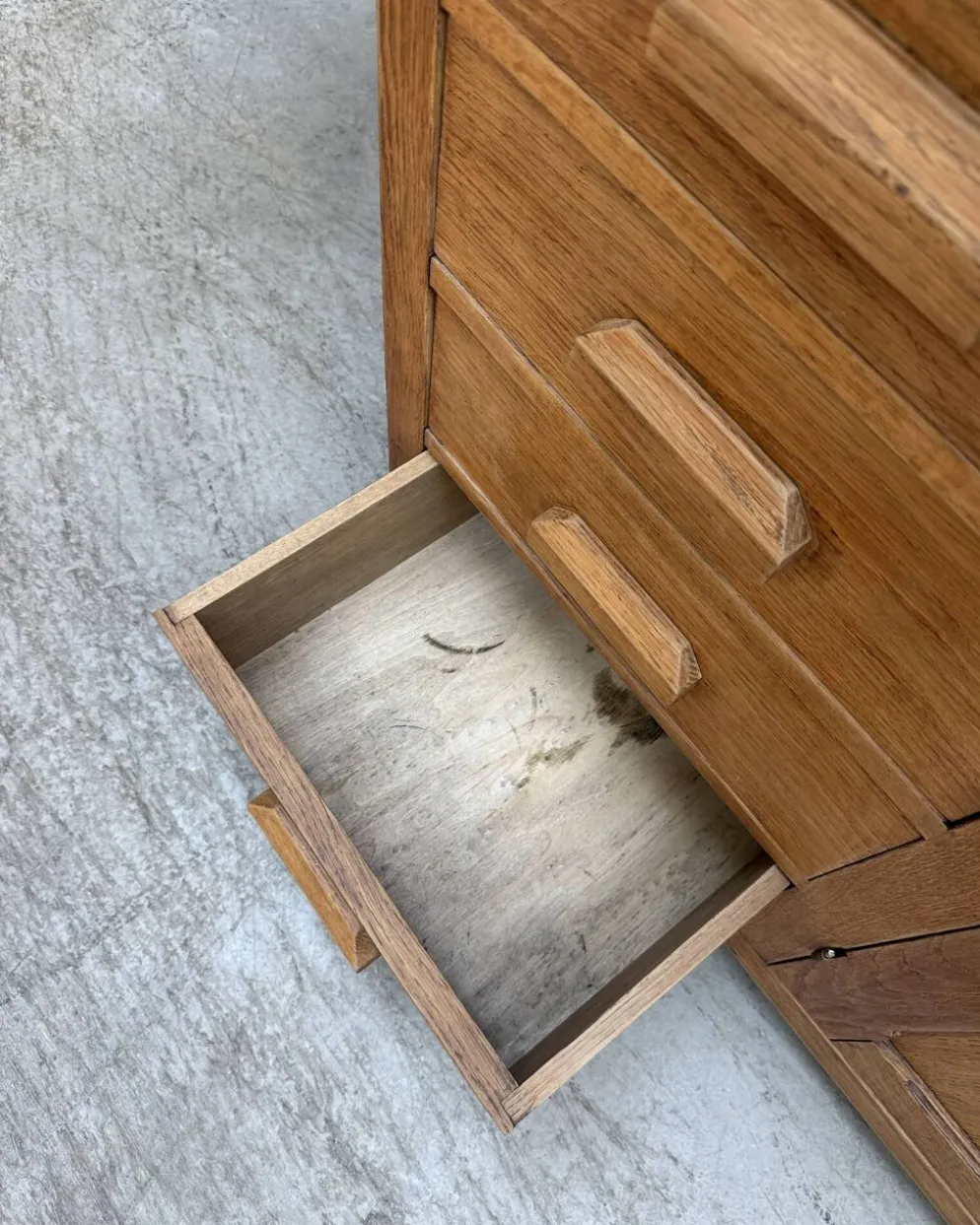 Meuble de métier, îlot en chêne (rénové)