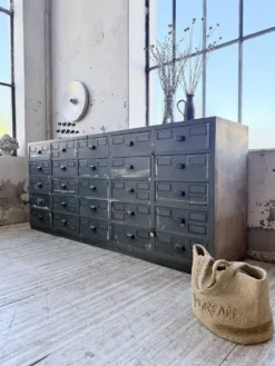 Meuble de métier patiné bleue à tiroirs XL chêne hêtre