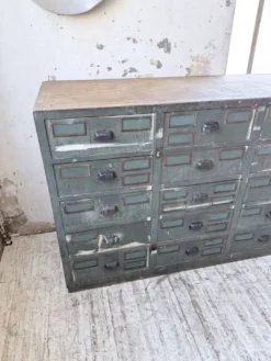 Meuble de métier patiné bleue à tiroirs XL chêne hêtre