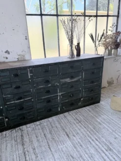 Meuble de métier patiné bleue à tiroirs XL chêne hêtre