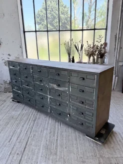 Meuble de métier patiné bleue à tiroirs XL chêne hêtre