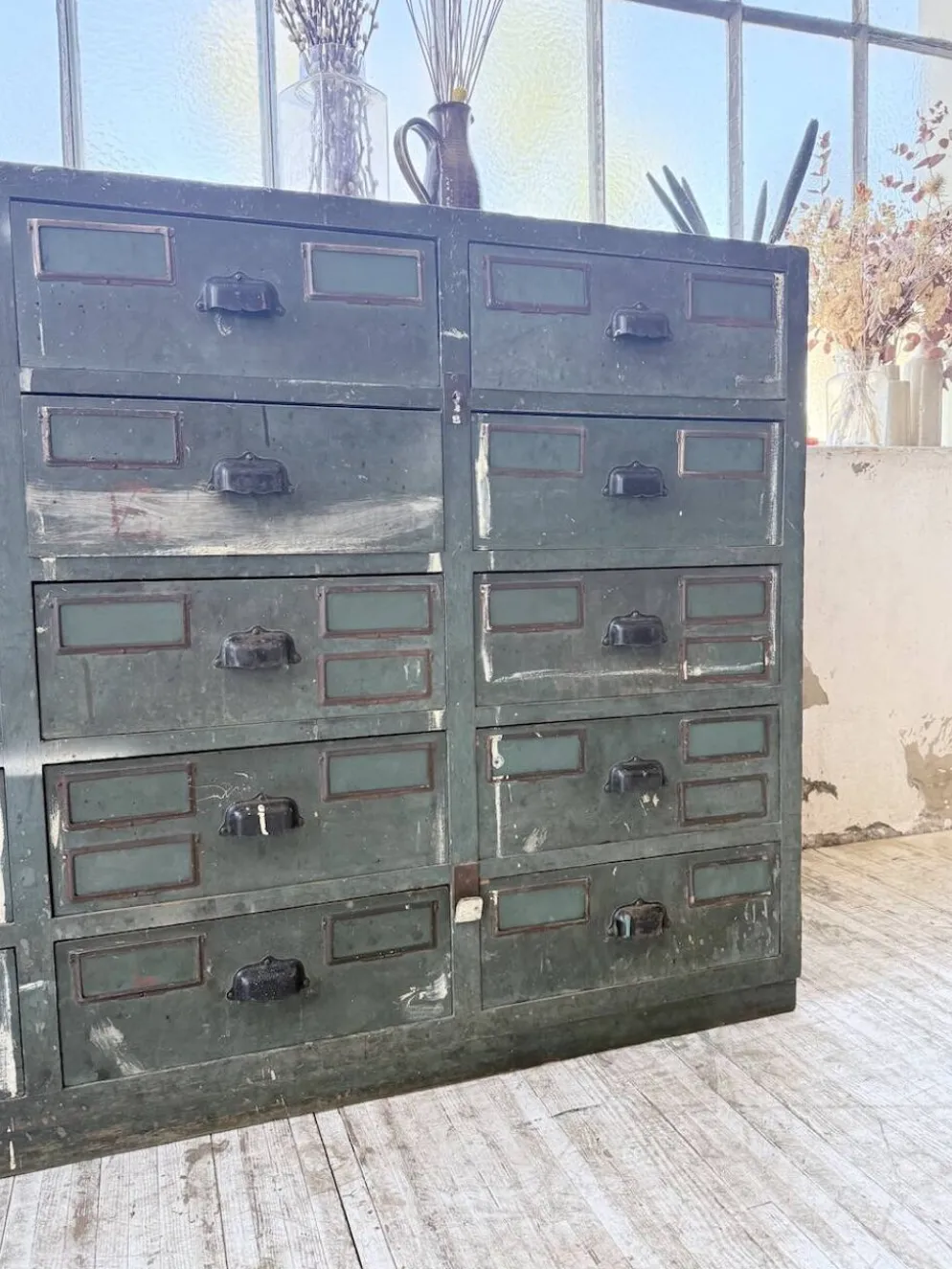 Meuble de métier patiné bleue à tiroirs XL chêne hêtre