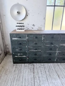 Meuble de métier patiné bleue à tiroirs XL chêne hêtre