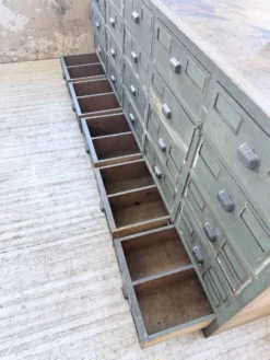 Meuble de métier patiné bleue à tiroirs XL chêne hêtre